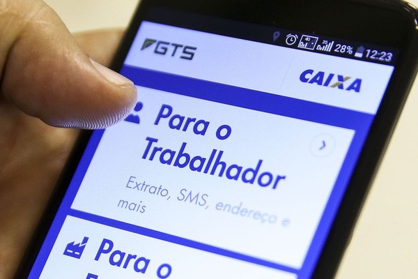 Saque-aniversário do FGTS: quais os prós e contras?